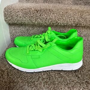 Gucci Men's Neon Green Sneakers